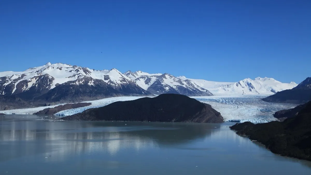 Frente del glaciar Grey sobre el lago Grey, en la Patagonia chilena
